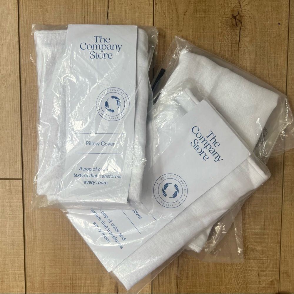 The Company Store x3 Bundle
Linen White Solid 16 in. x 16 in Throw Pillow Cover